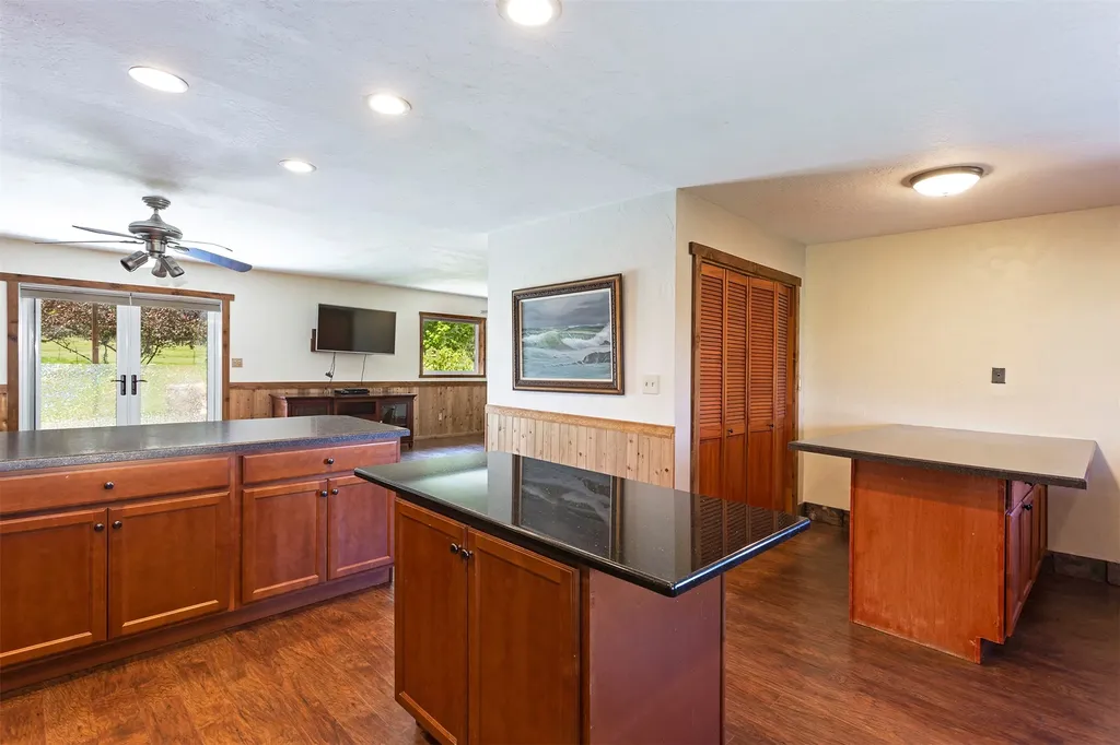 3021 Mittower Road Victor MT 59875