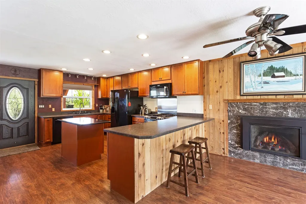 3021 Mittower Road Victor MT 59875