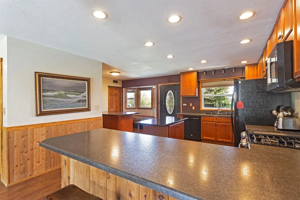 3021 Mittower Road Victor MT 59875