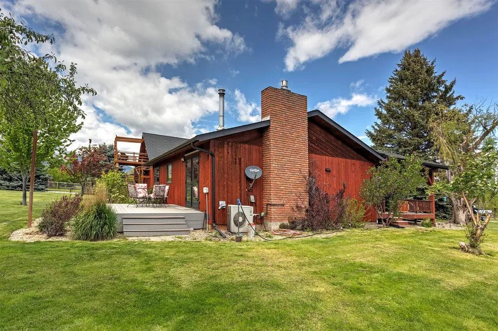 3021 Mittower Road Victor MT 59875