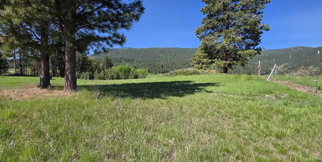 22756 Us Highway 93 Rollins MT 59931