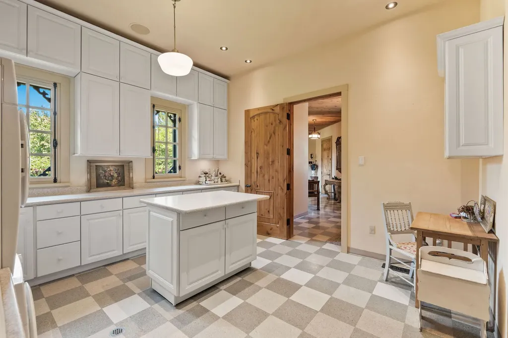 3039 And 3005 Foothill Road Kalispell MT 59901