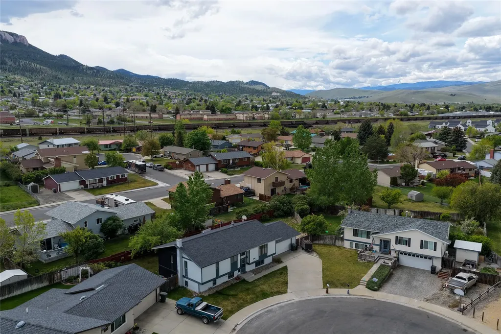 236 Greenwood Drive Helena MT 59601