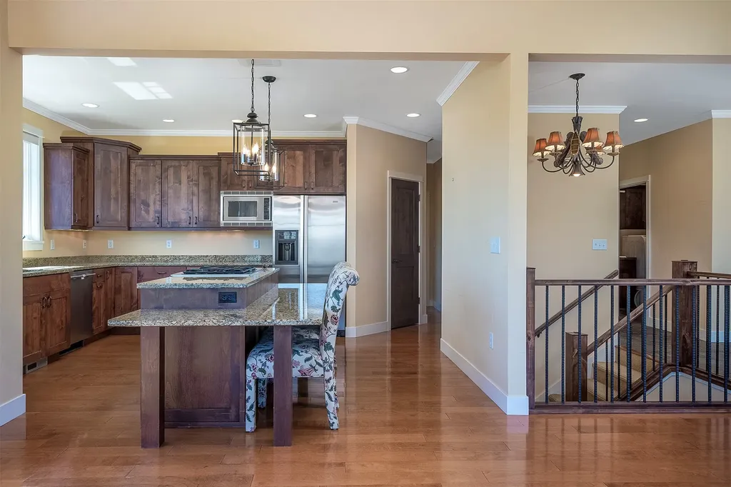 40500 Stonehorse Drive Polson MT 59860