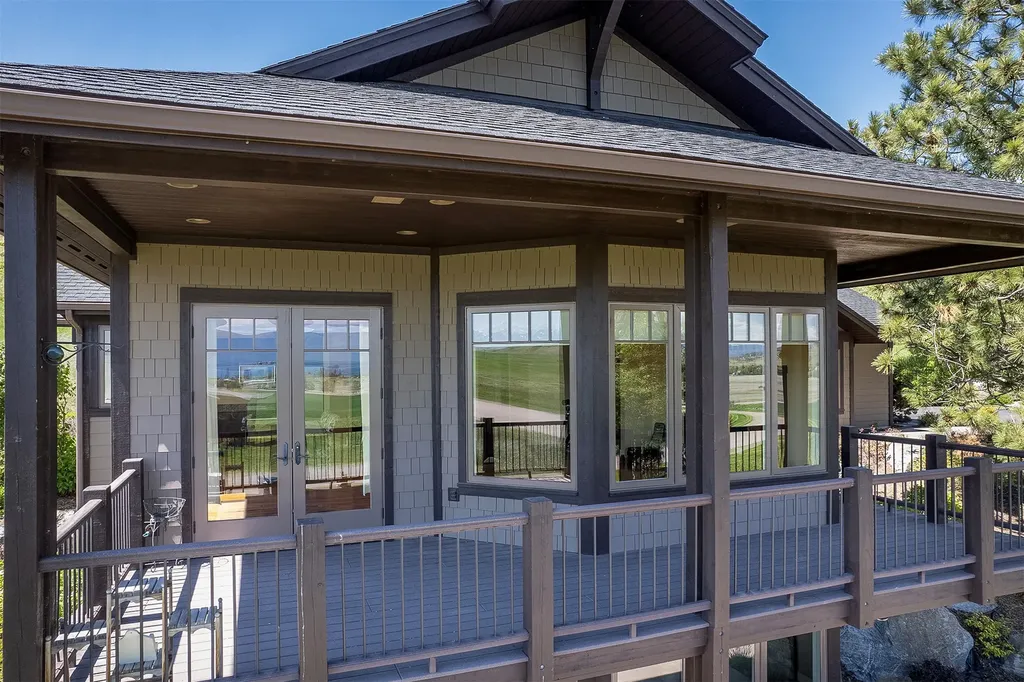 40500 Stonehorse Drive Polson MT 59860