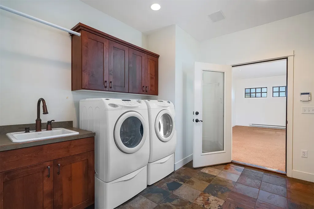 40500 Stonehorse Drive Polson MT 59860