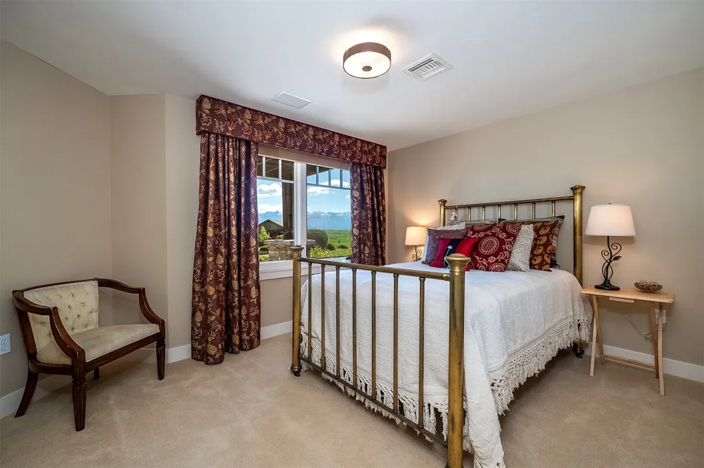 40500 Stonehorse Drive Polson MT 59860