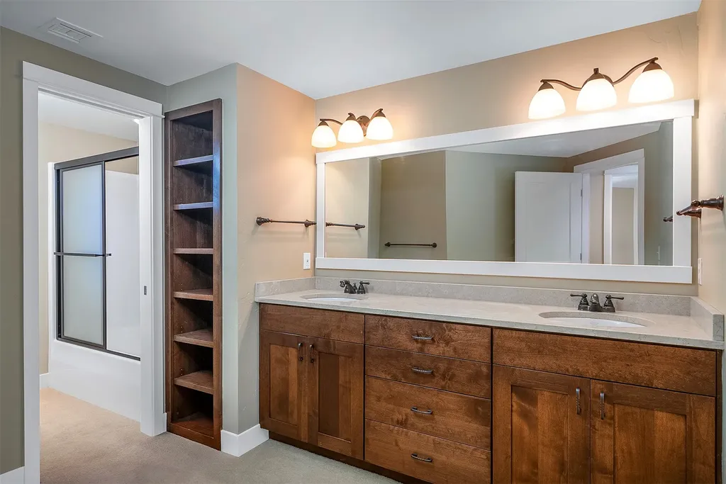 40500 Stonehorse Drive Polson MT 59860