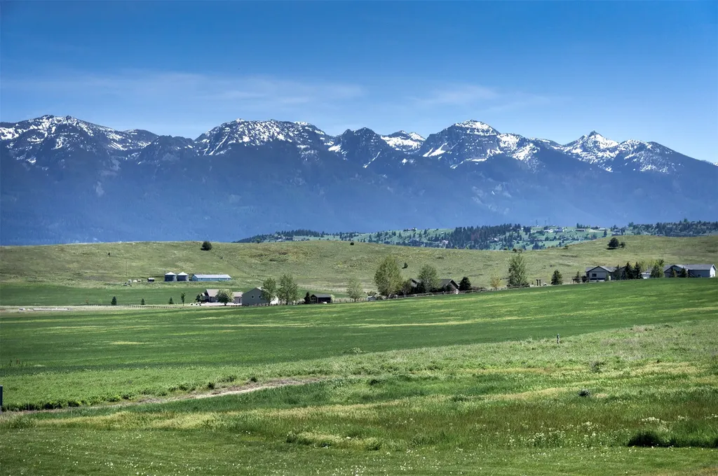 40500 Stonehorse Drive Polson MT 59860