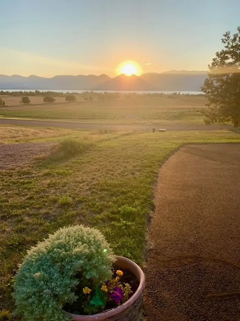 40500 Stonehorse Drive Polson MT 59860