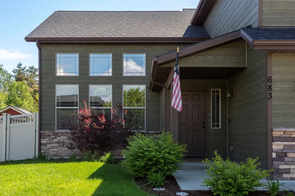 683 Mountain View Drive Kalispell MT 59901