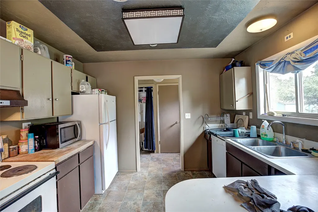 1411 7th Street E Polson MT 59860