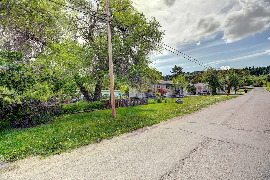 1411 7th Street E Polson MT 59860