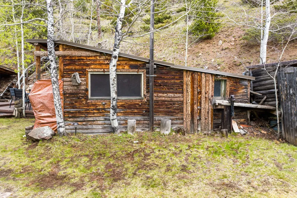 405 N Forest Street Neihart MT 59465