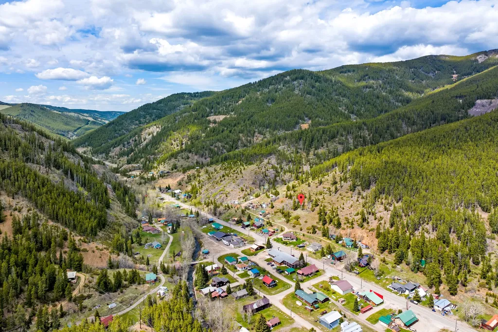 405 N Forest Street Neihart MT 59465