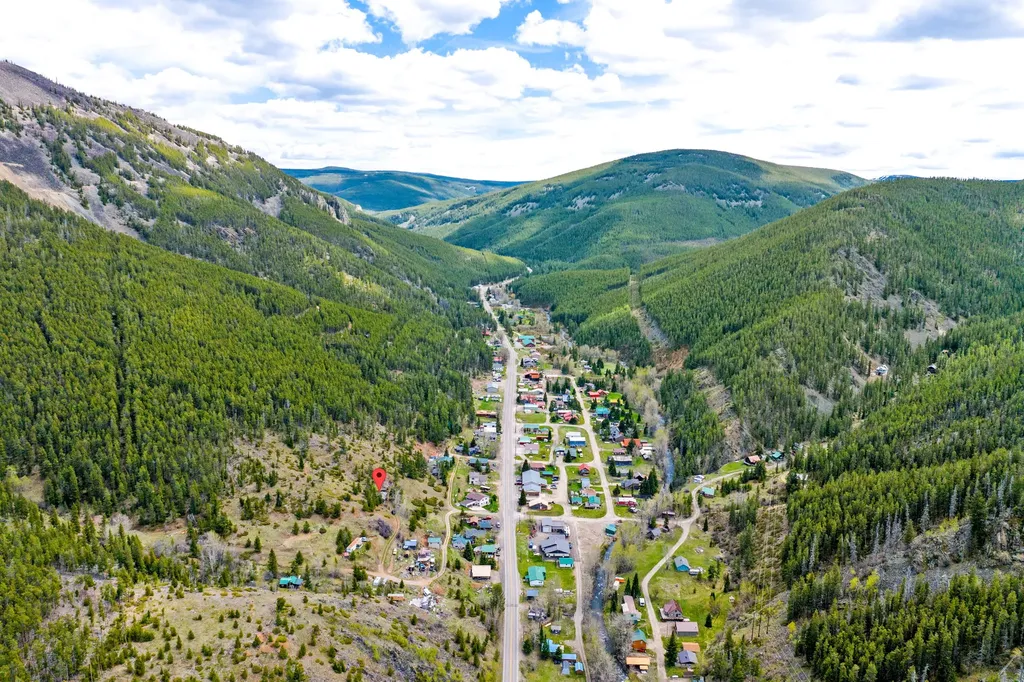 405 N Forest Street Neihart MT 59465