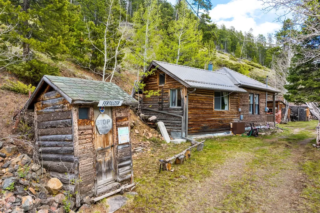 405 N Forest Street Neihart MT 59465