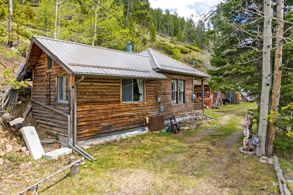 405 N Forest Street Neihart MT 59465