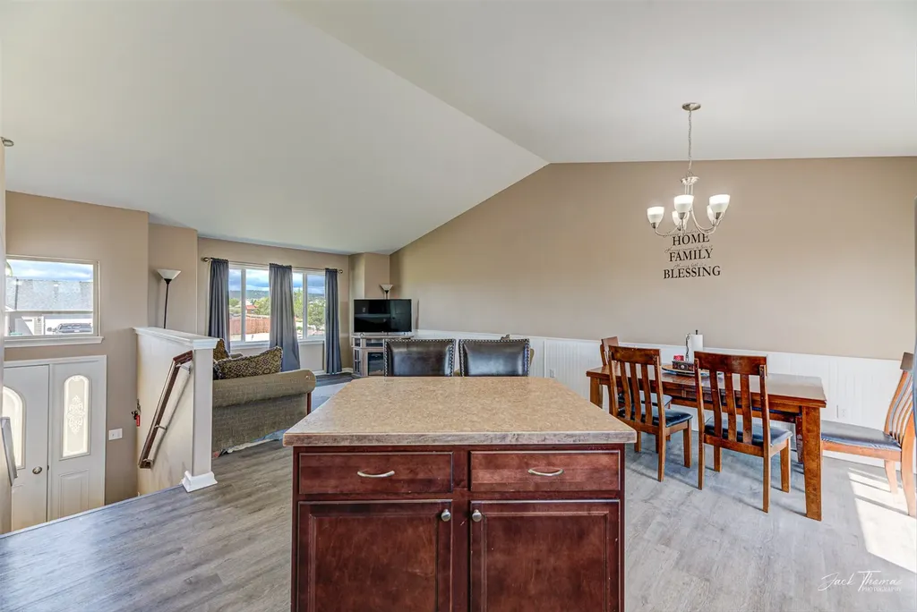631 Jena Loop Helena MT 59602