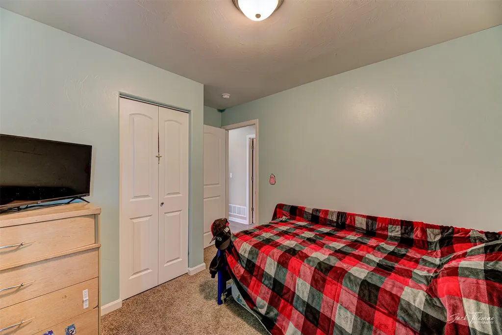 631 Jena Loop Helena MT 59602