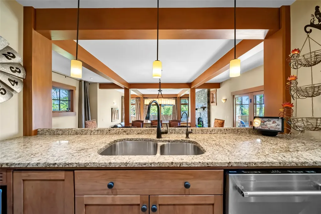 4115 Whitefish Stage Kalispell MT 59901