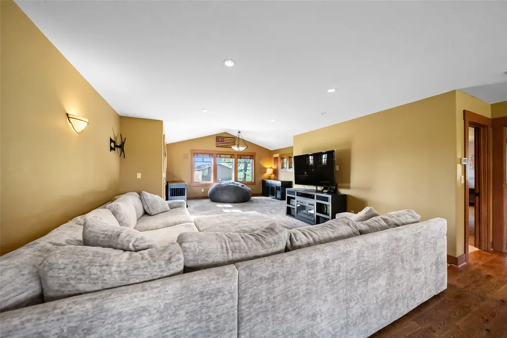 4115 Whitefish Stage Kalispell MT 59901