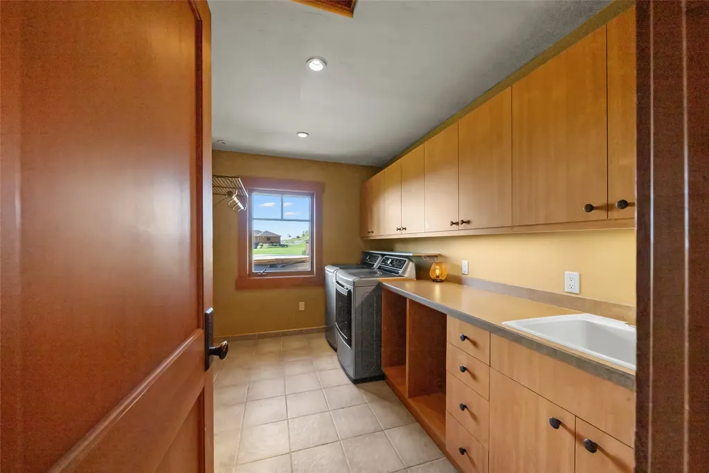 4115 Whitefish Stage Kalispell MT 59901