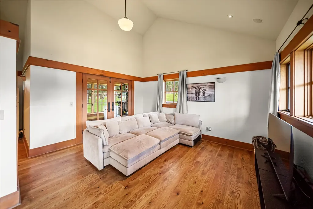 4115 Whitefish Stage Kalispell MT 59901