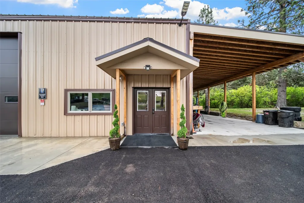 4115 Whitefish Stage Kalispell MT 59901