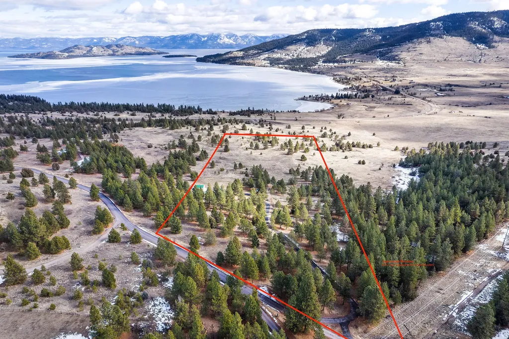 28118 Spring Lane Big Arm MT 59910