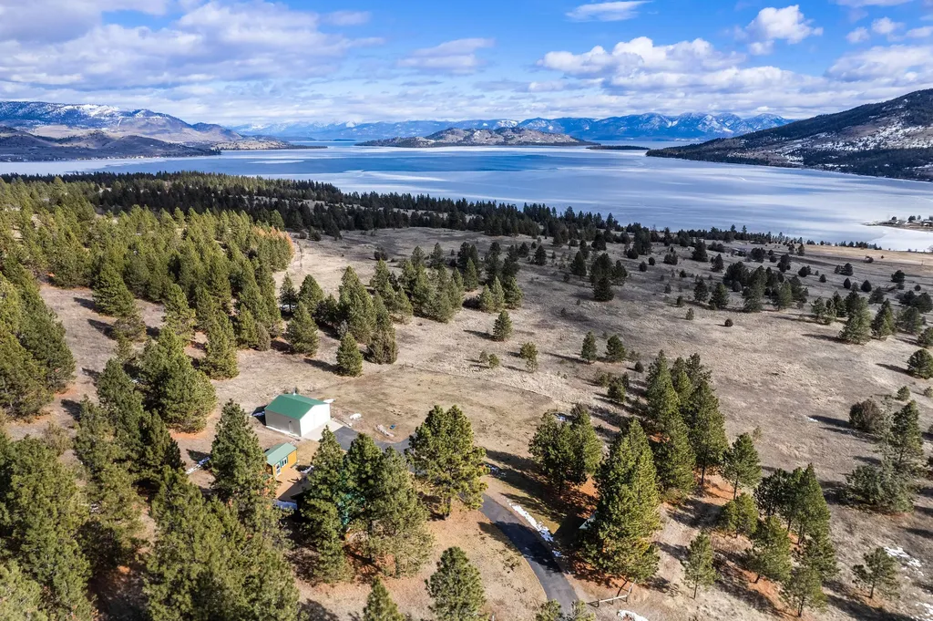 28118 Spring Lane Big Arm MT 59910