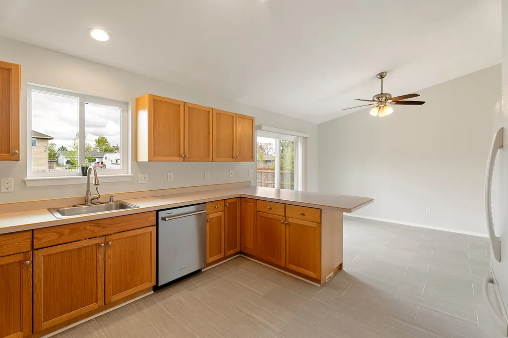 2560 Pinkerton Drive East Helena MT 59635