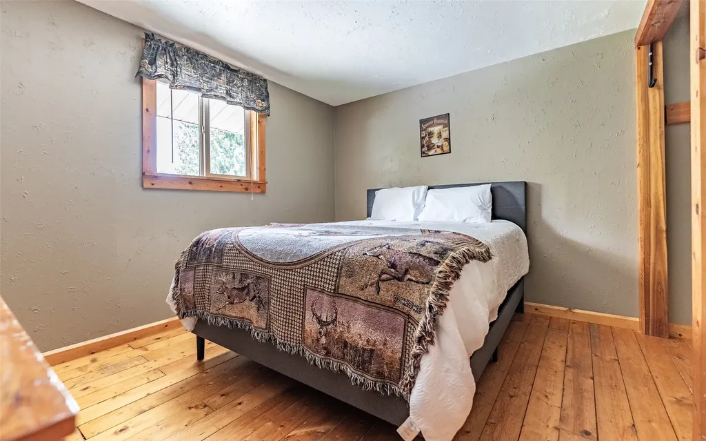 100, 104, 108 Remington Road Noxon MT 59853