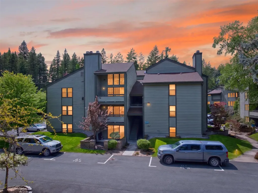 270 Bridge Street Bigfork MT 59911