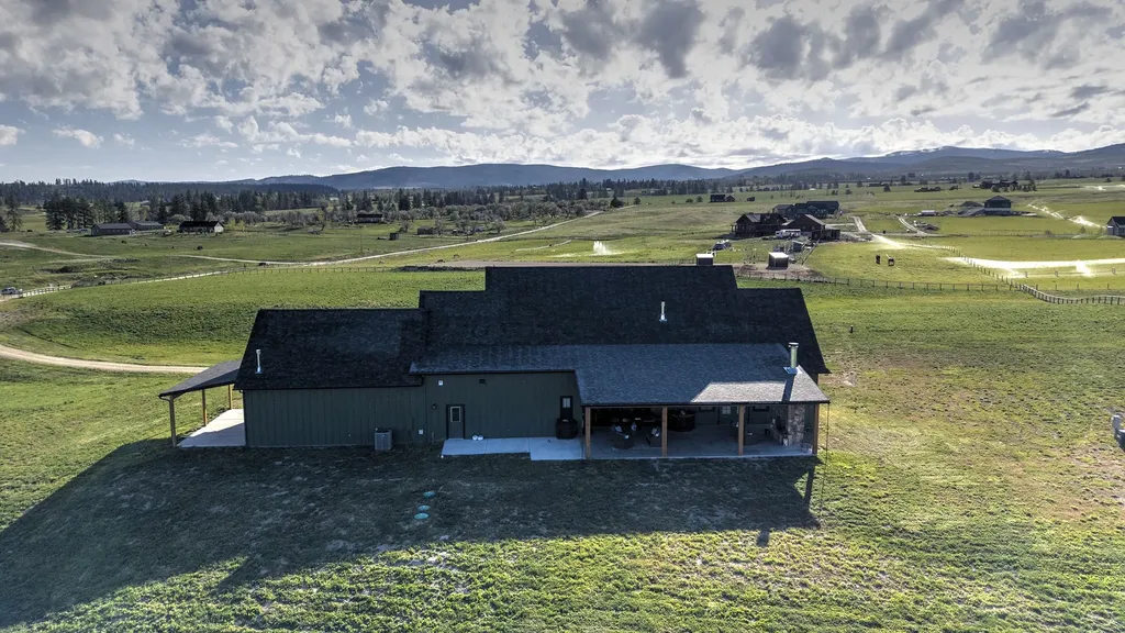 843 Lecoure Lane Stevensville MT 59870