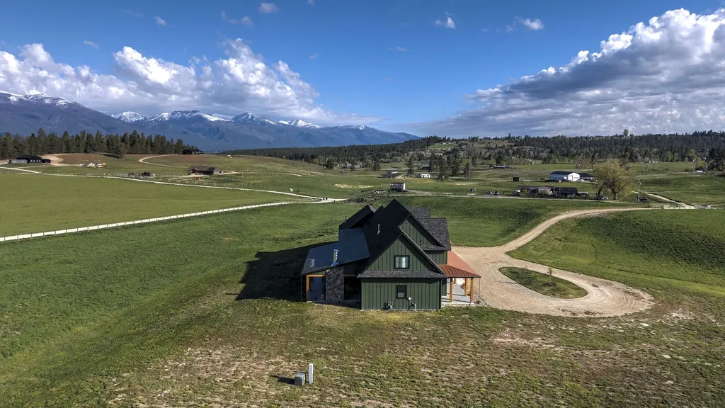 843 Lecoure Lane Stevensville MT 59870