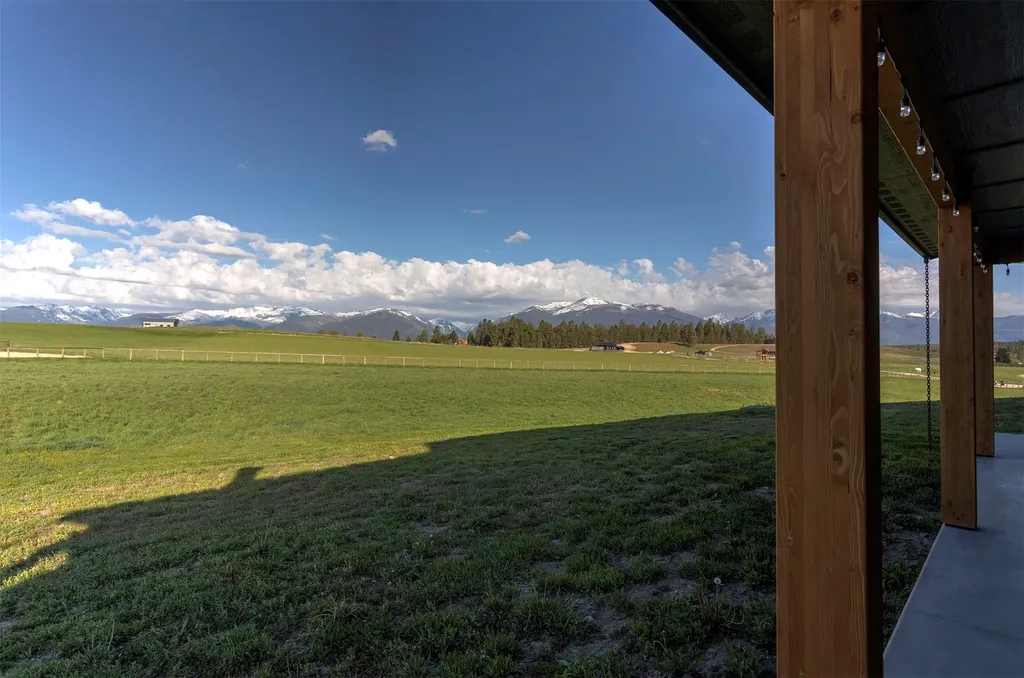 843 Lecoure Lane Stevensville MT 59870