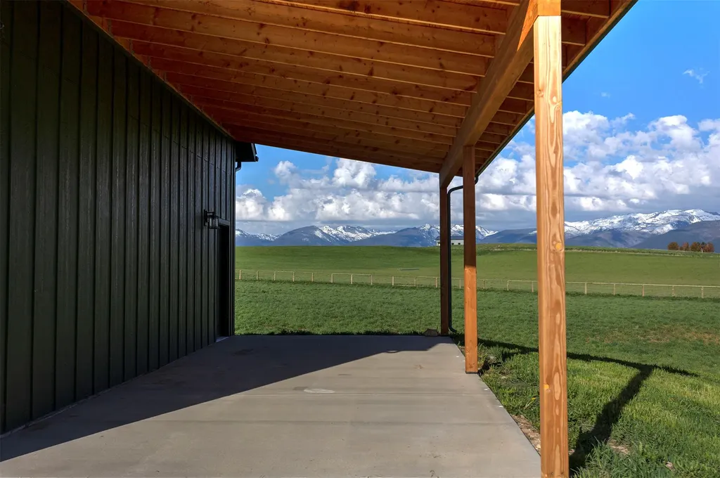 843 Lecoure Lane Stevensville MT 59870