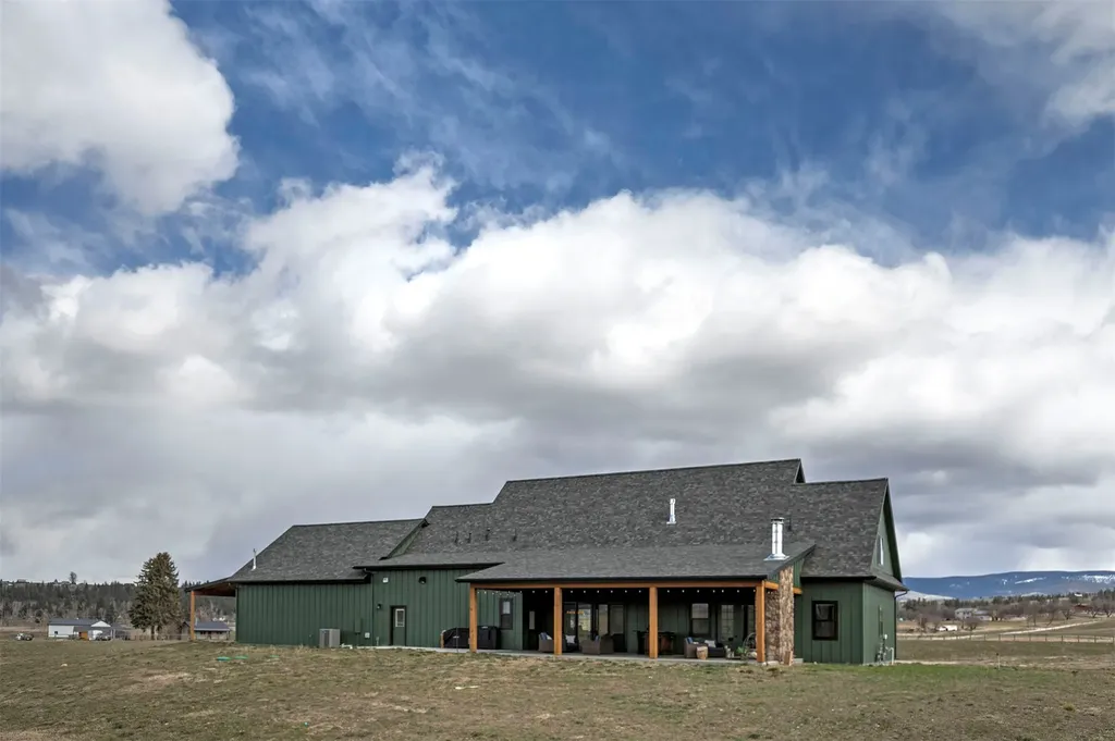 843 Lecoure Lane Stevensville MT 59870