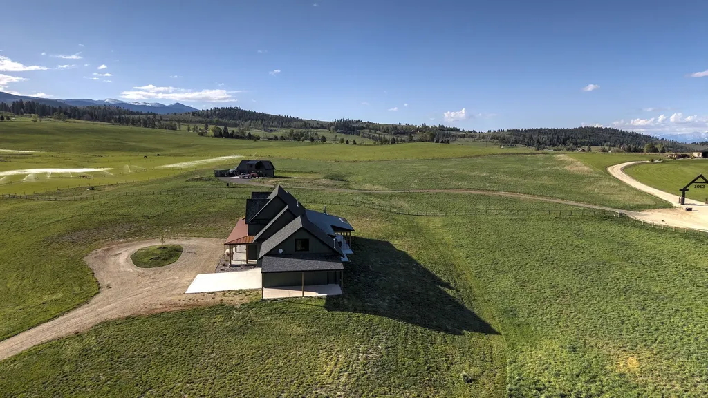 843 Lecoure Lane Stevensville MT 59870