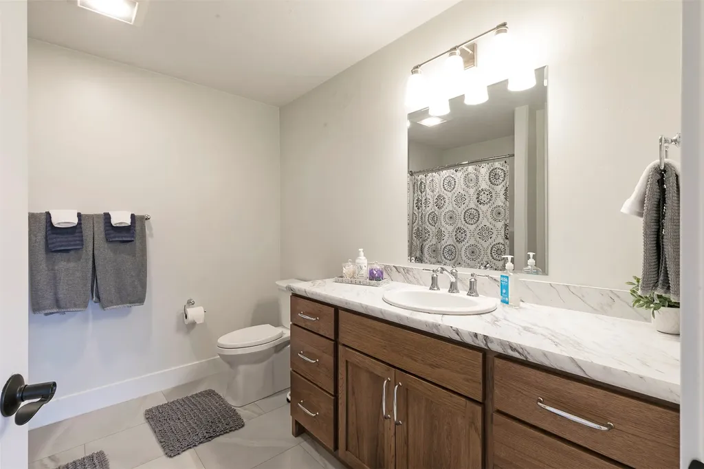 843 Lecoure Lane Stevensville MT 59870