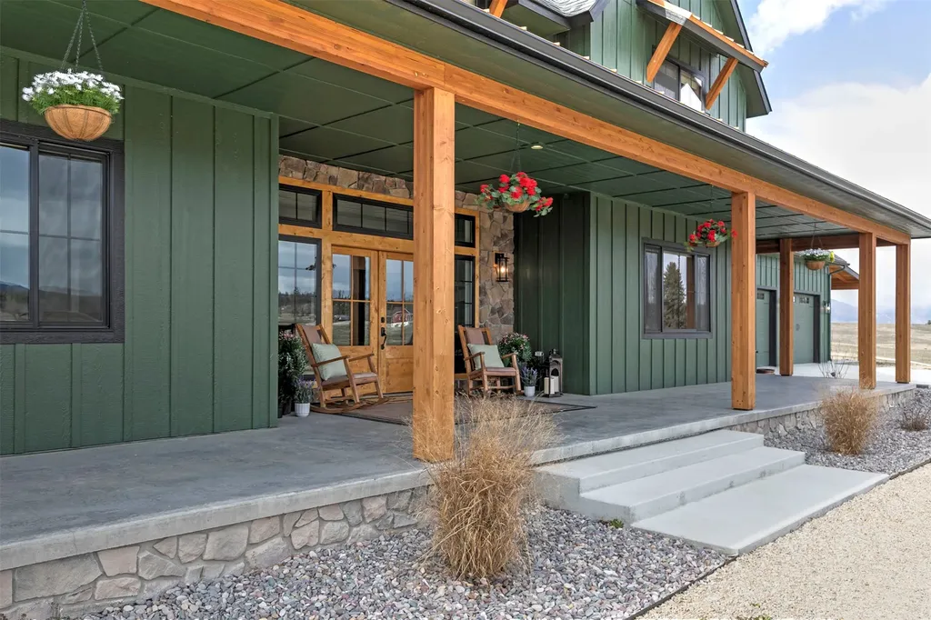 843 Lecoure Lane Stevensville MT 59870