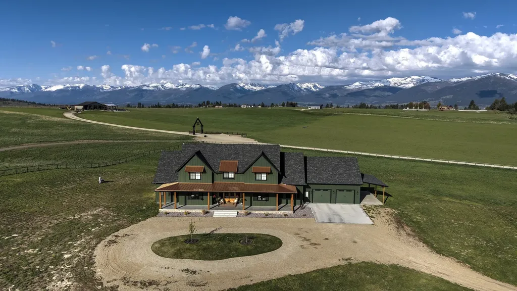 843 Lecoure Lane Stevensville MT 59870