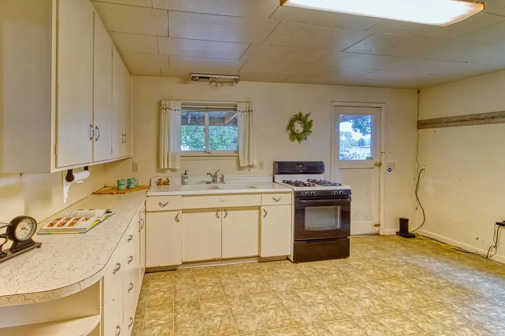 134 Grantsdale Cutoff Road Hamilton MT 59840