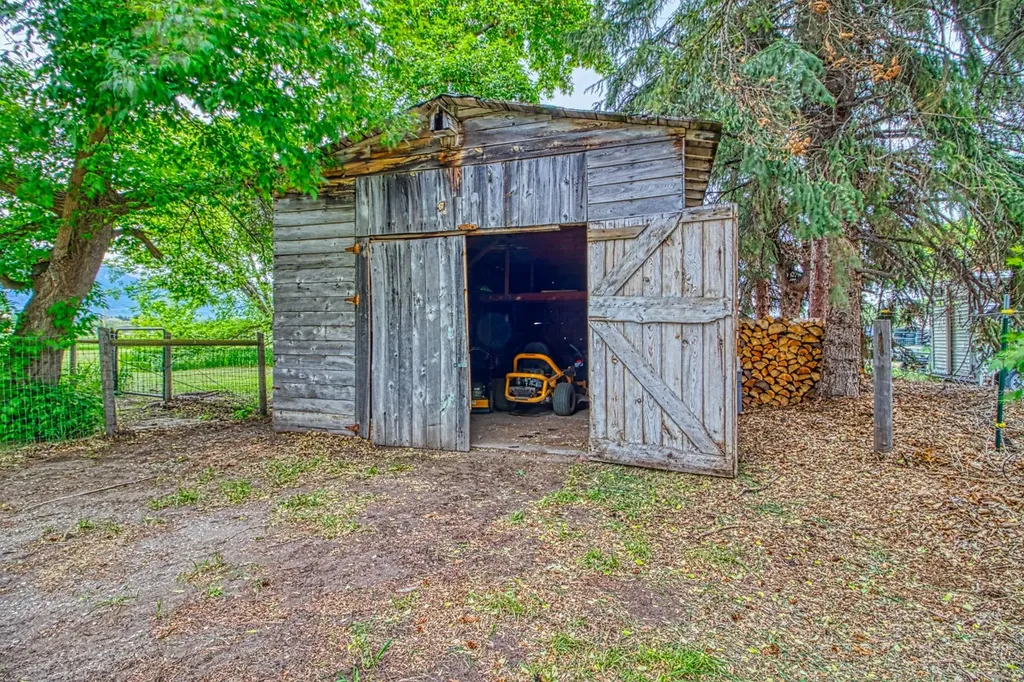 134 Grantsdale Cutoff Road Hamilton MT 59840