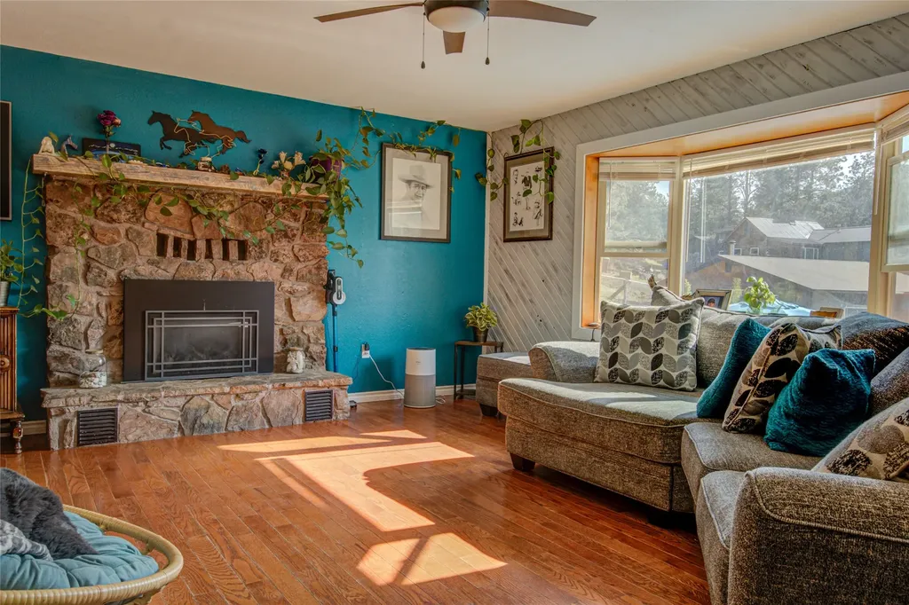 1 Rock Ridge Drive Clancy MT 59634