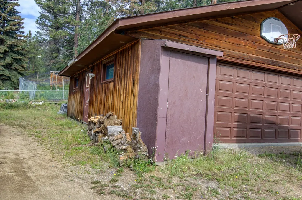 1 Rock Ridge Drive Clancy MT 59634