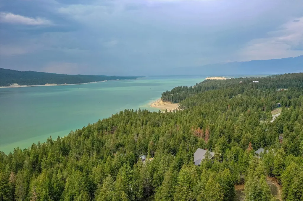 277 Ridge Loop Road Rexford MT 59930