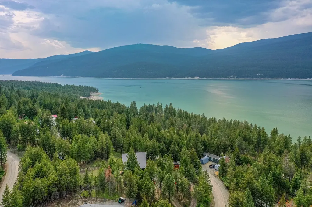277 Ridge Loop Road Rexford MT 59930