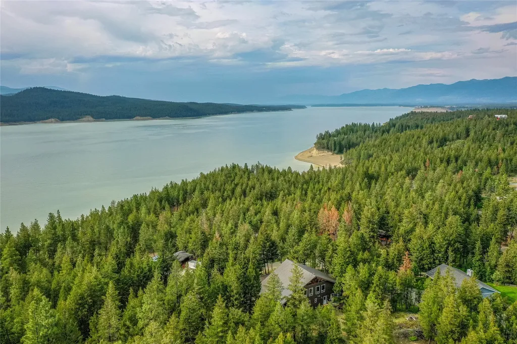 277 Ridge Loop Road Rexford MT 59930